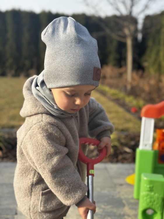 Czapka i komin